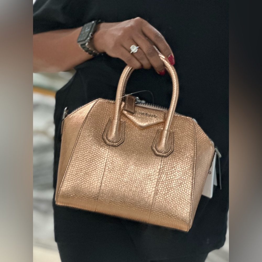 Givenchy Antigona Mini